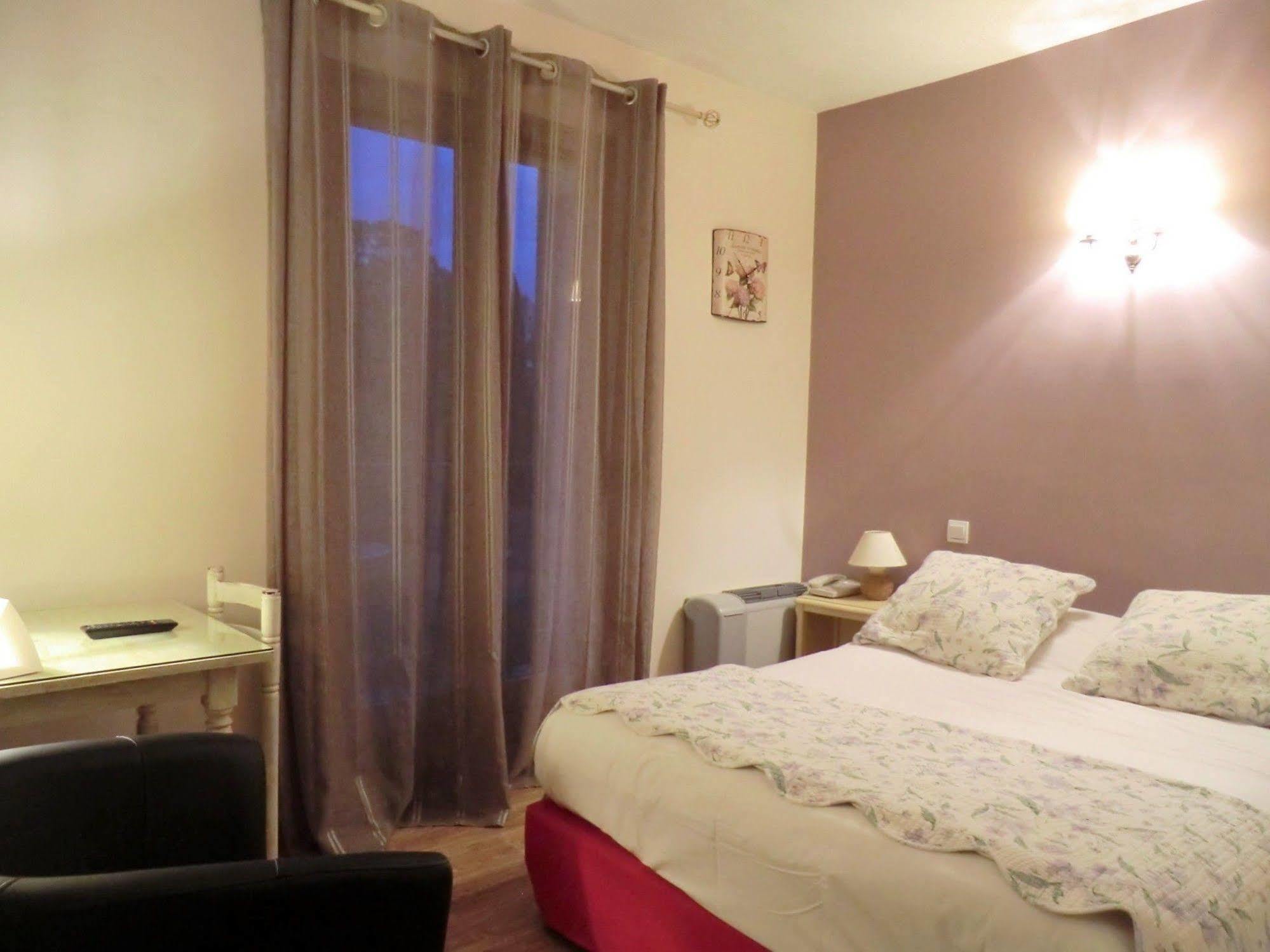 Hotel Du Parc, Avignon Est, The Originals City, Entraigues-sur-la-Sorgue ภายนอก รูปภาพ
