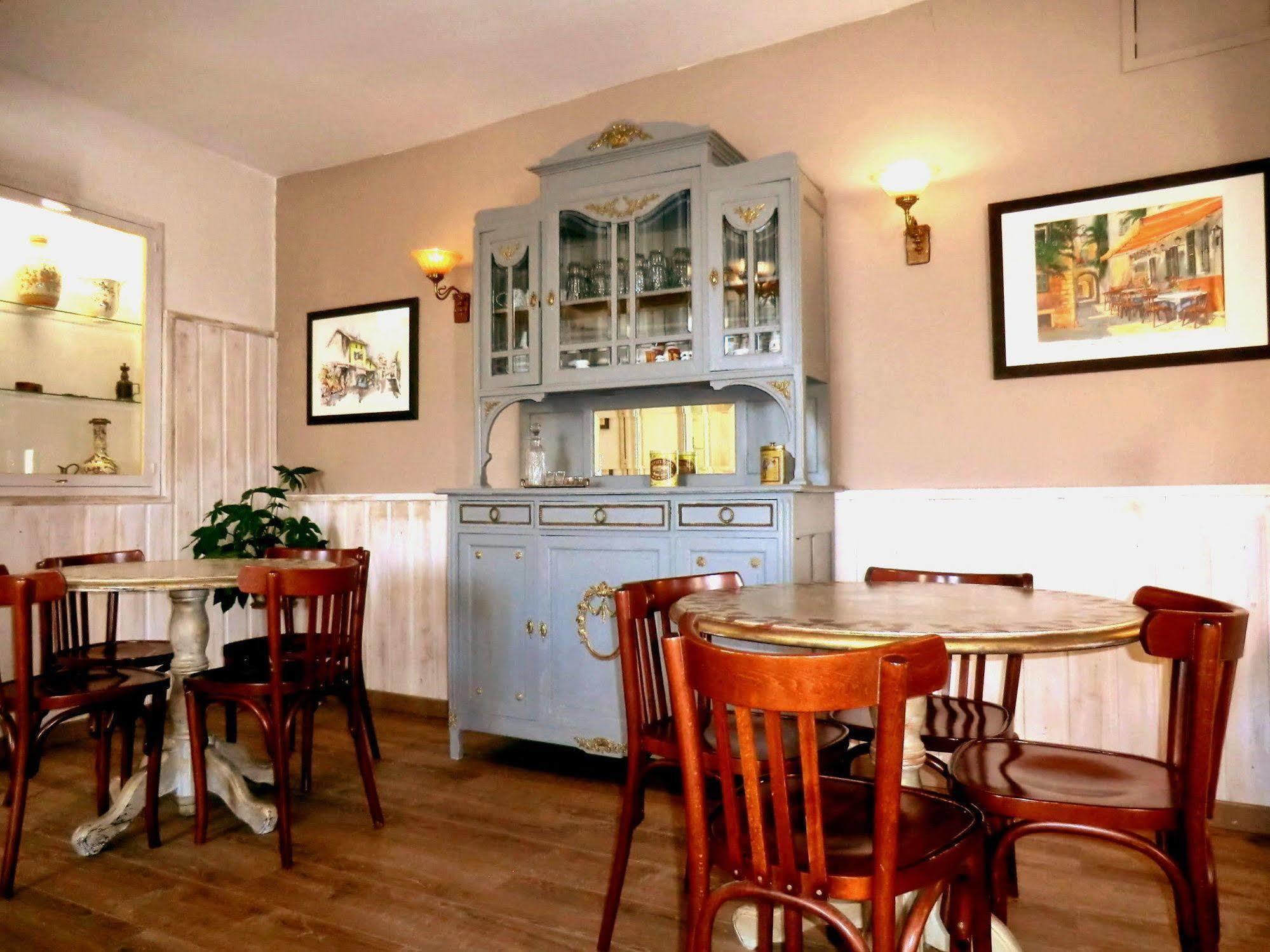 Hotel Du Parc, Avignon Est, The Originals City, Entraigues-sur-la-Sorgue ภายนอก รูปภาพ