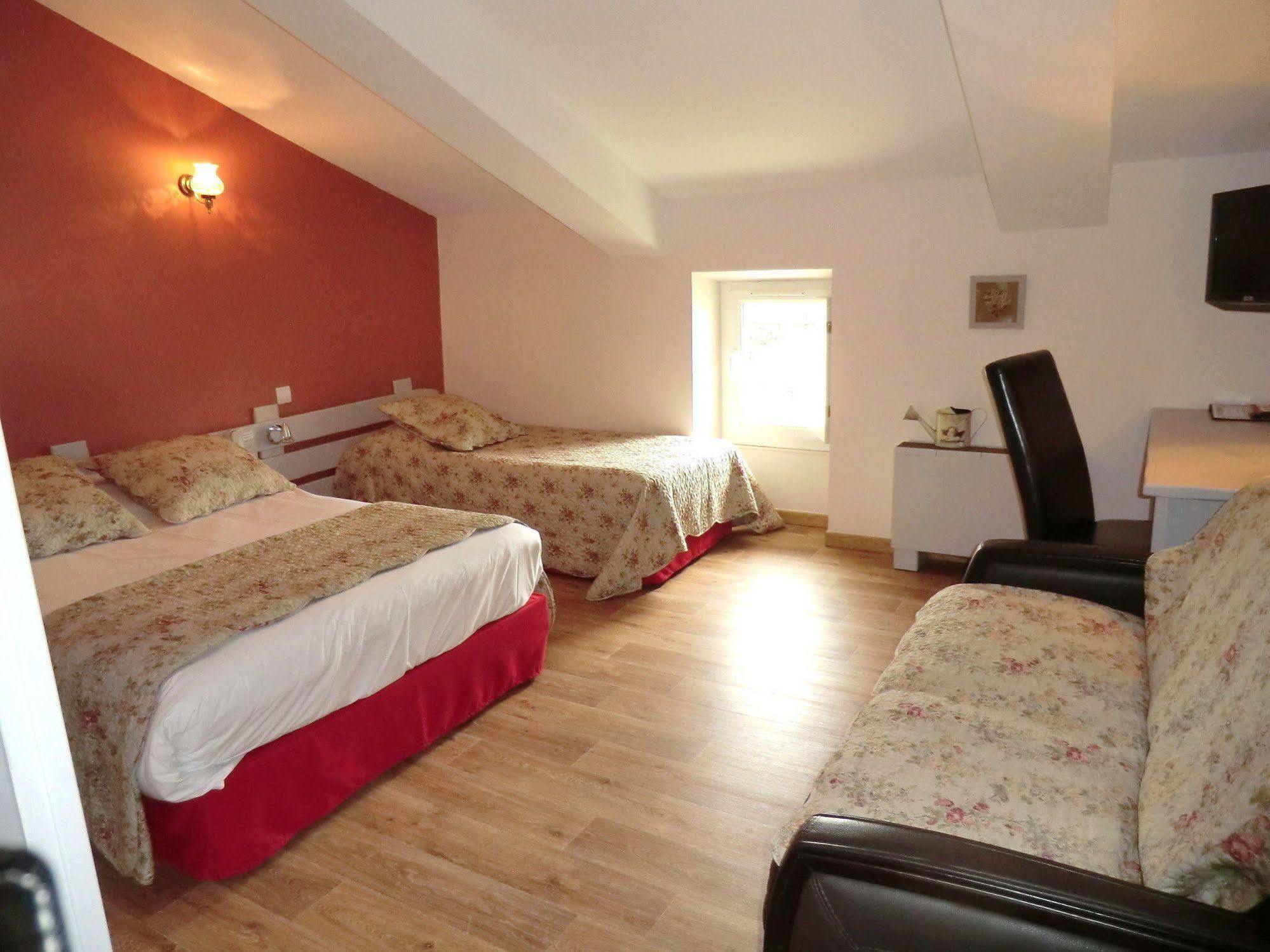 Hotel Du Parc, Avignon Est, The Originals City, Entraigues-sur-la-Sorgue ภายนอก รูปภาพ