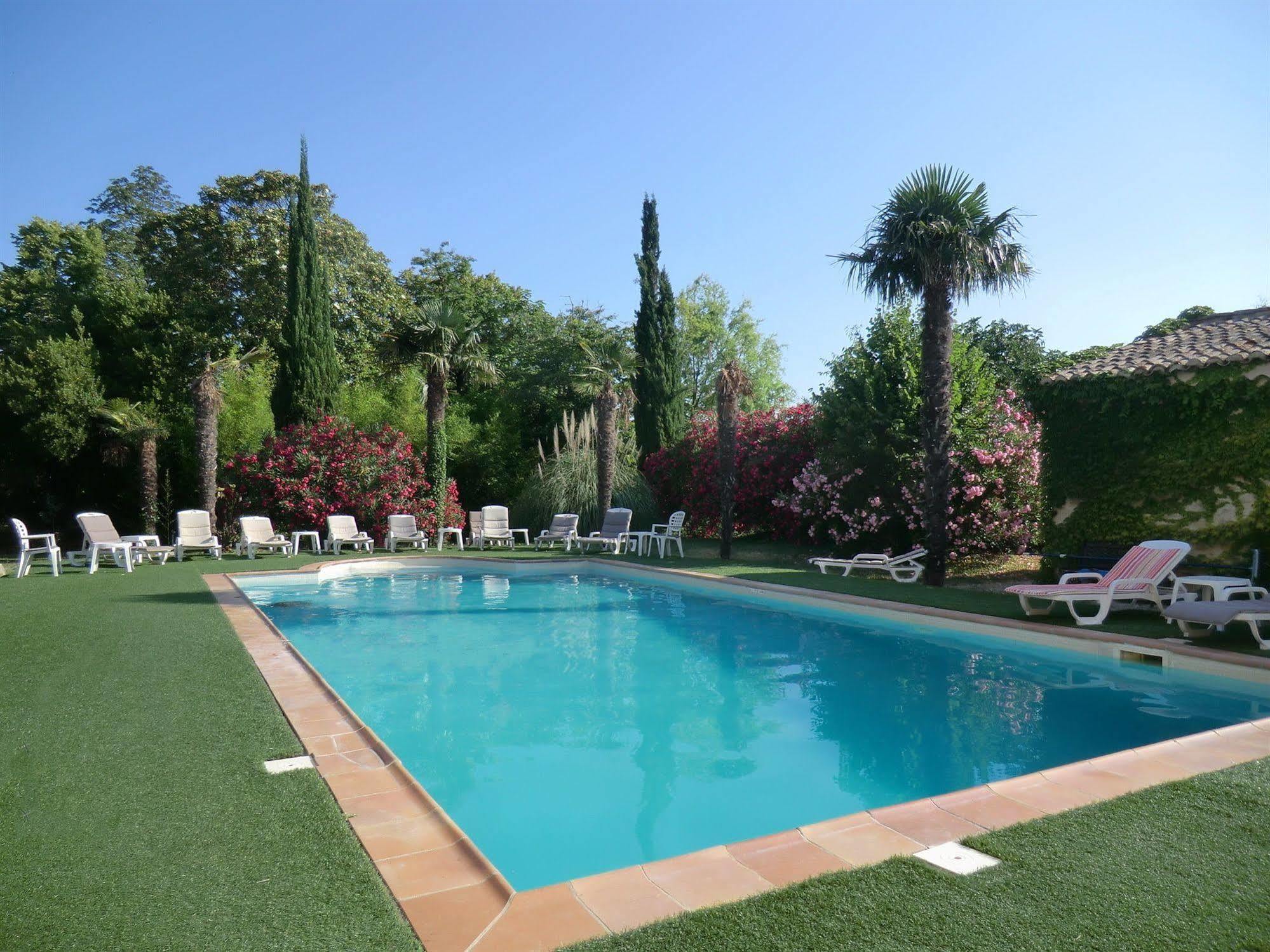 Hotel Du Parc, Avignon Est, The Originals City, Entraigues-sur-la-Sorgue ภายนอก รูปภาพ